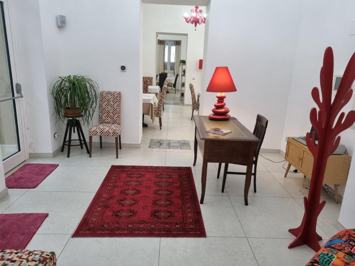 Stellaris Bed & Breakfast Siderno Bagian luar foto