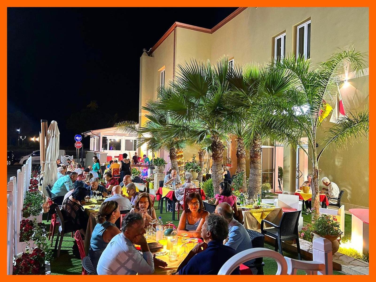 Stellaris Bed & Breakfast Siderno Bagian luar foto